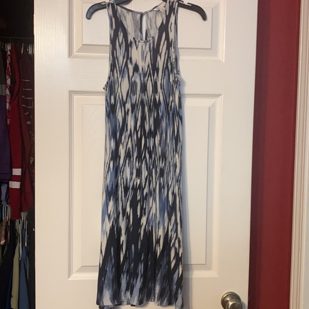 Cato blue and white designed sleeveless dress size xs keyhole back